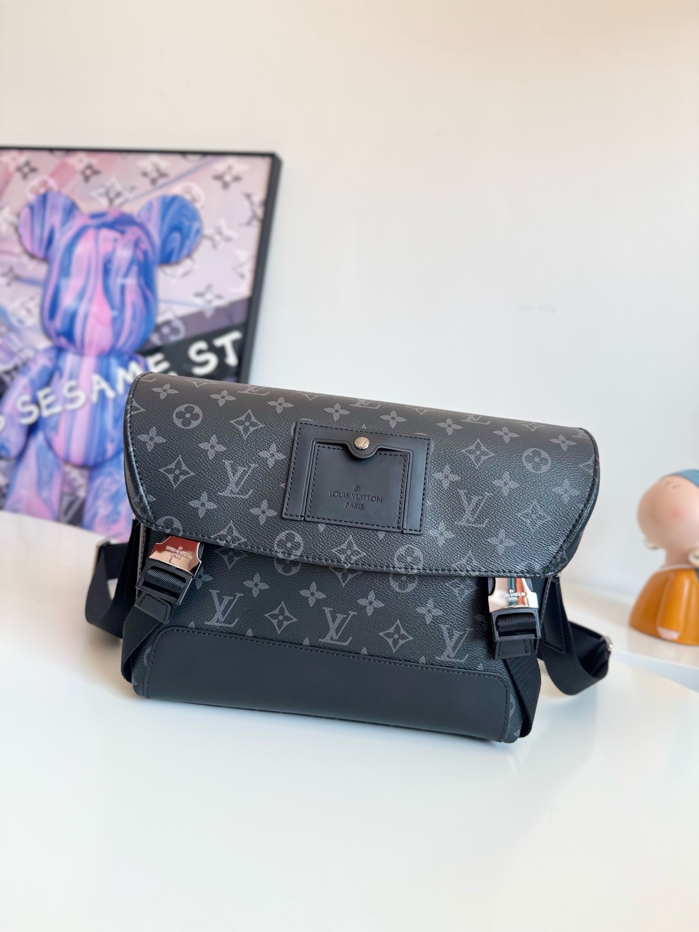 ルイ・ヴィトン「Louis Vuitton」スタイリッシュ メッセンジャーバッグ