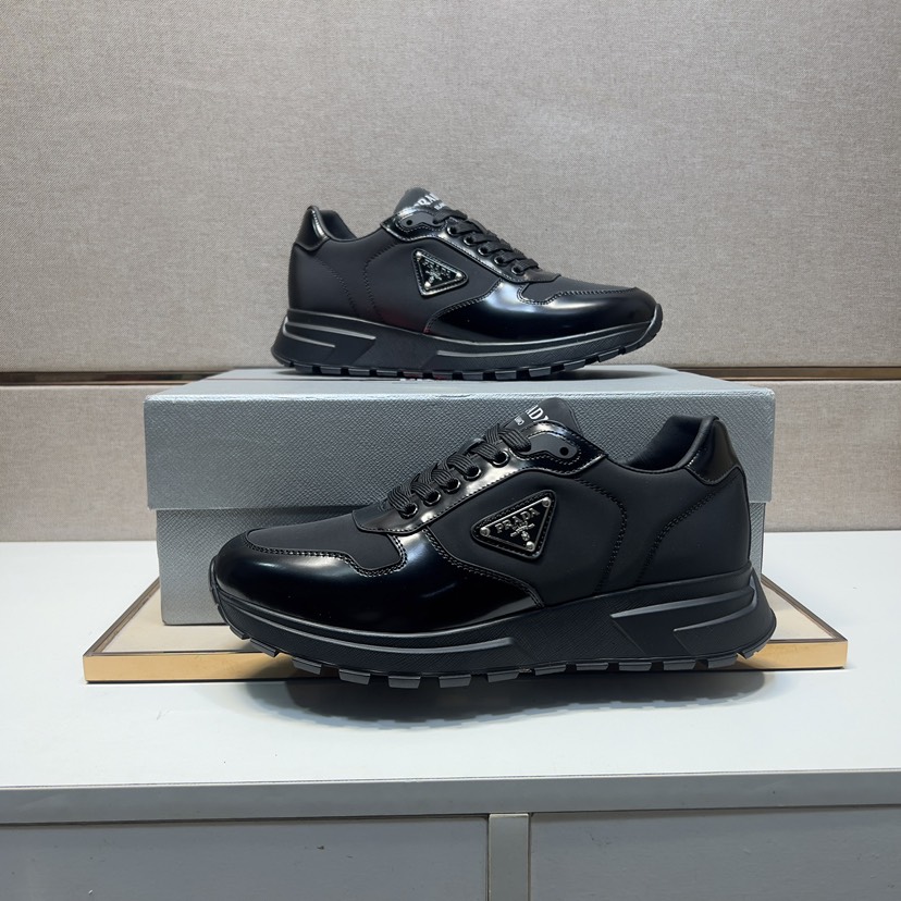 プラダ「Prada」プラダ プレミアムスニーカー (2026年春夏モデル) / レザースニーカー