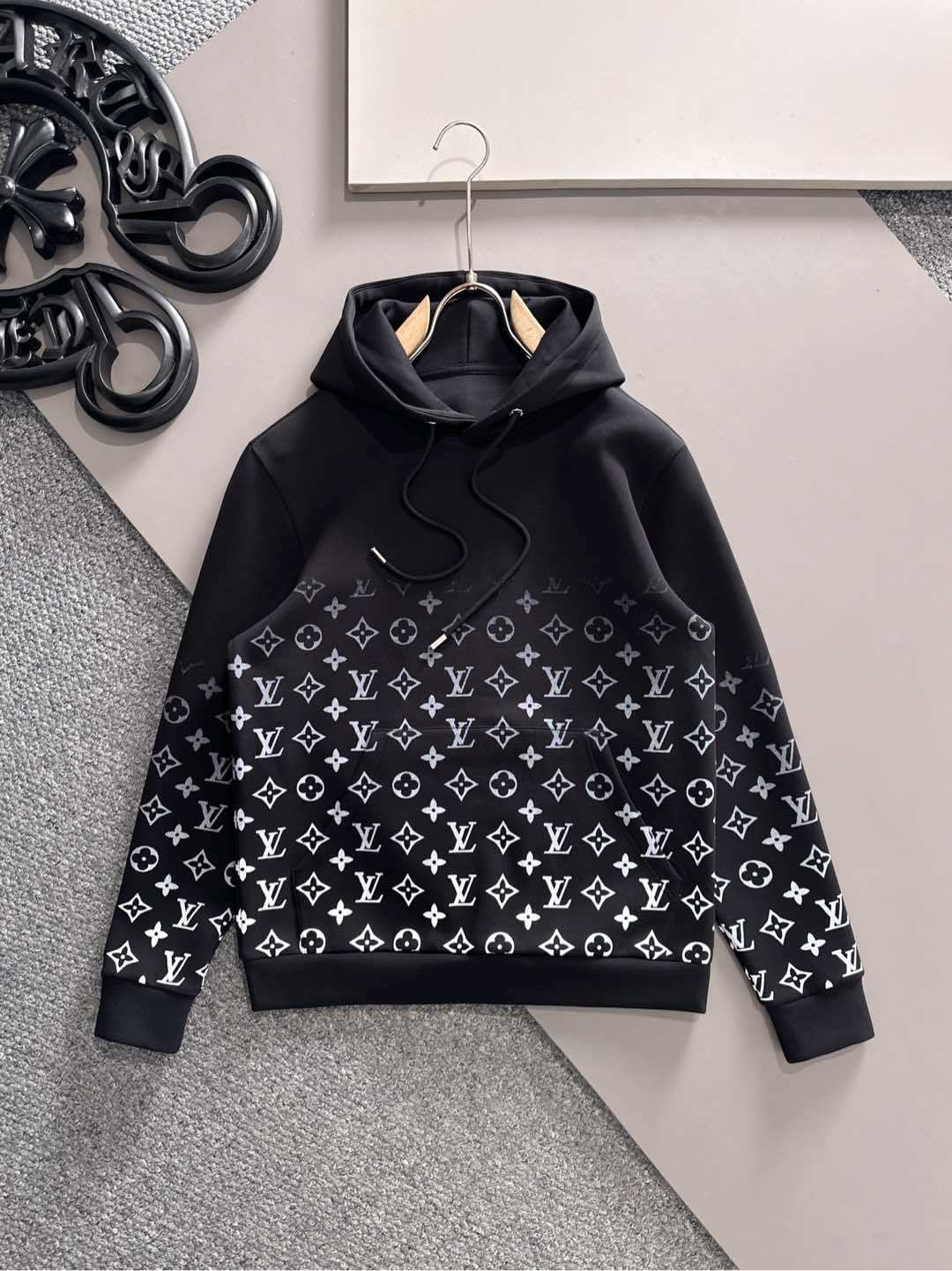 ルイ・ヴィトン「Louis Vuitton」パーカーシャツ