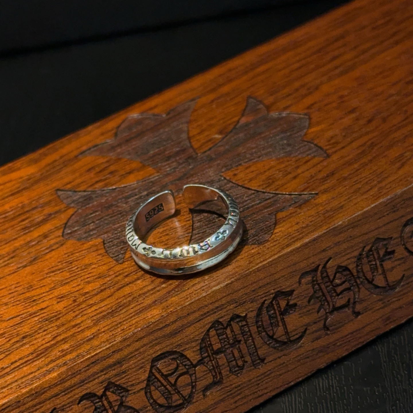 クロムハーツ「Chrome Hearts」クラシックヴィンテージ＆モダンリング - サイズ調整可能