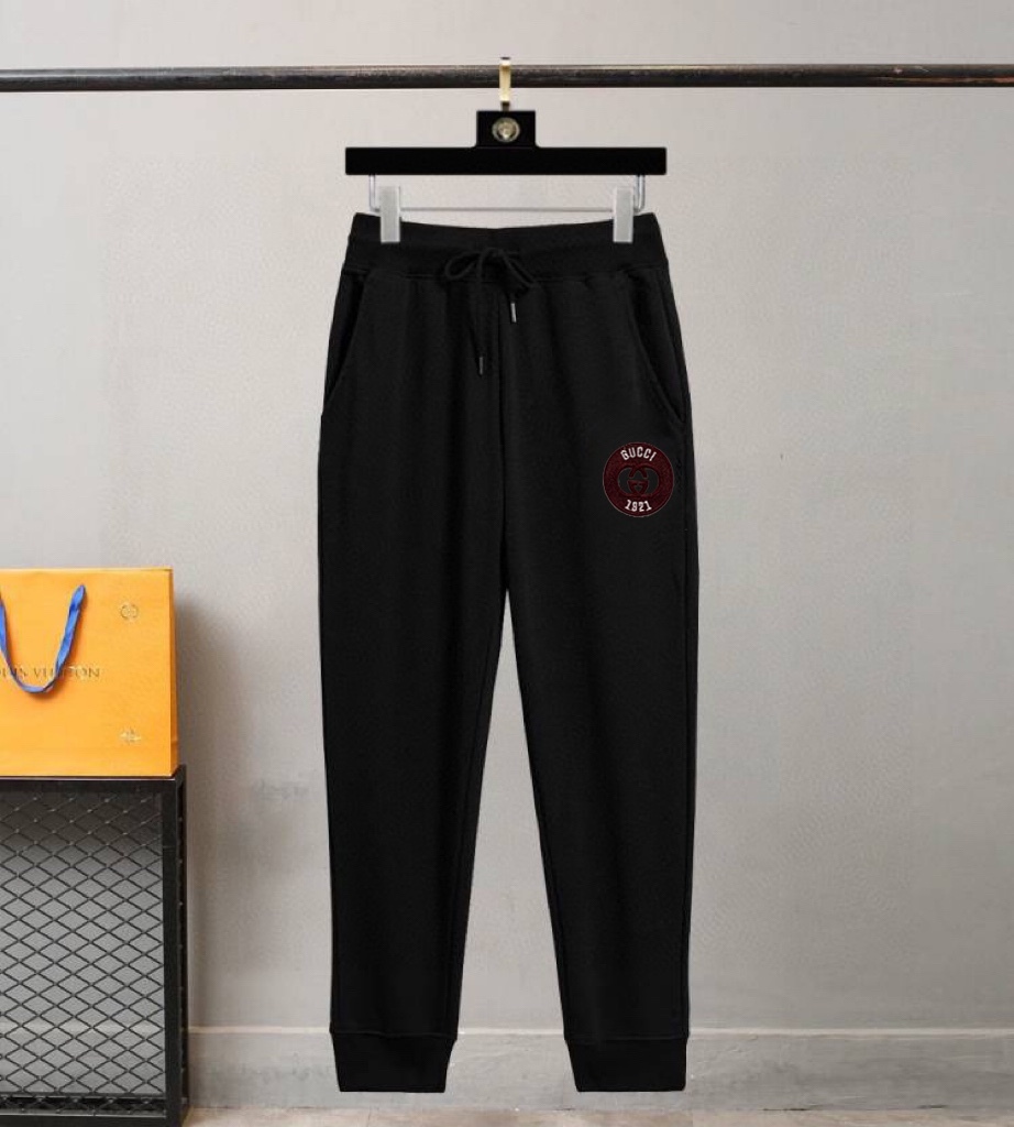 グッチ「Gucci」2025年新作 爆売れスウェットスーツ