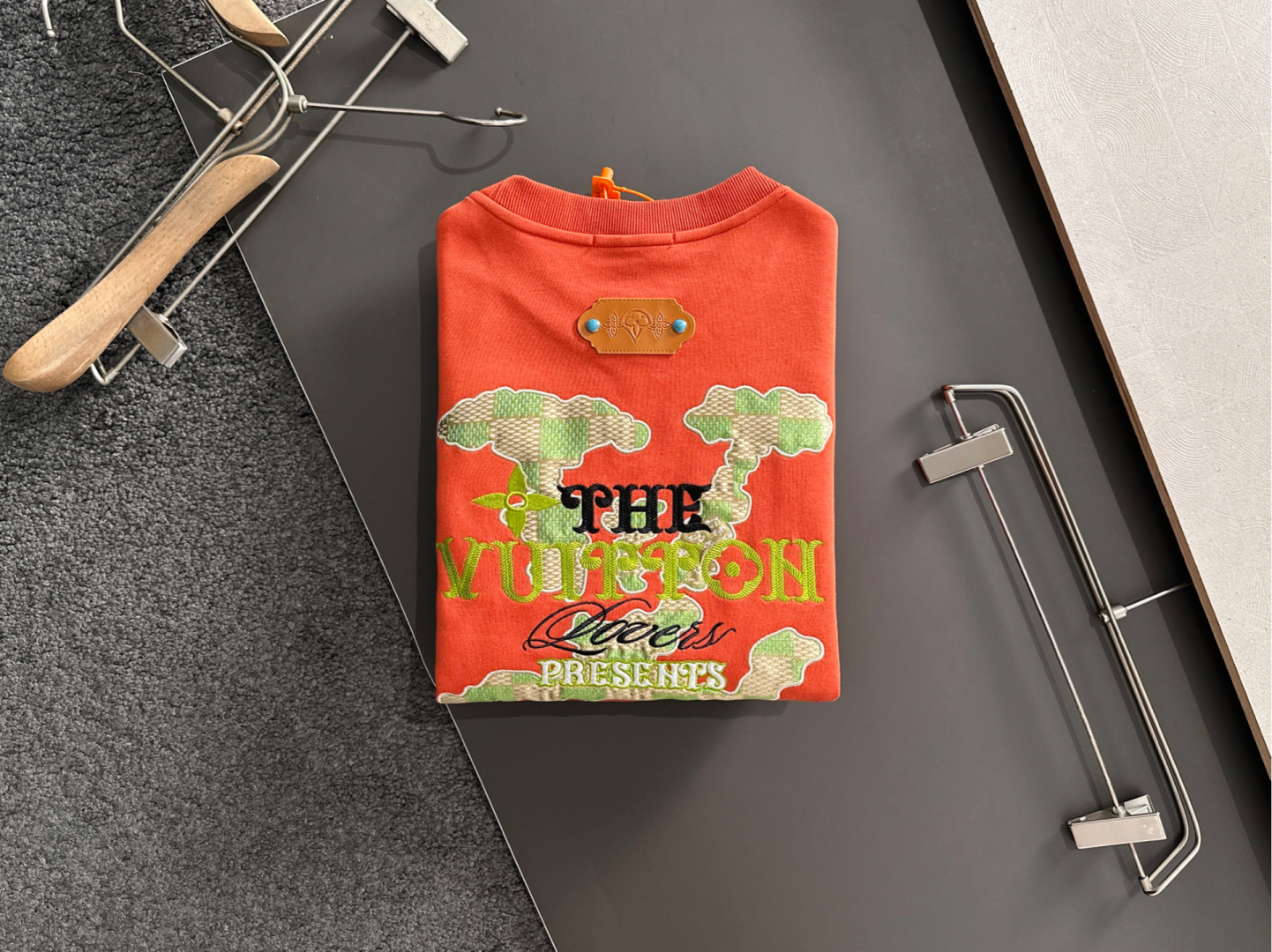 ルイ・ヴィトン「Louis Vuitton」秋冬 メンズ スポーツスウェット