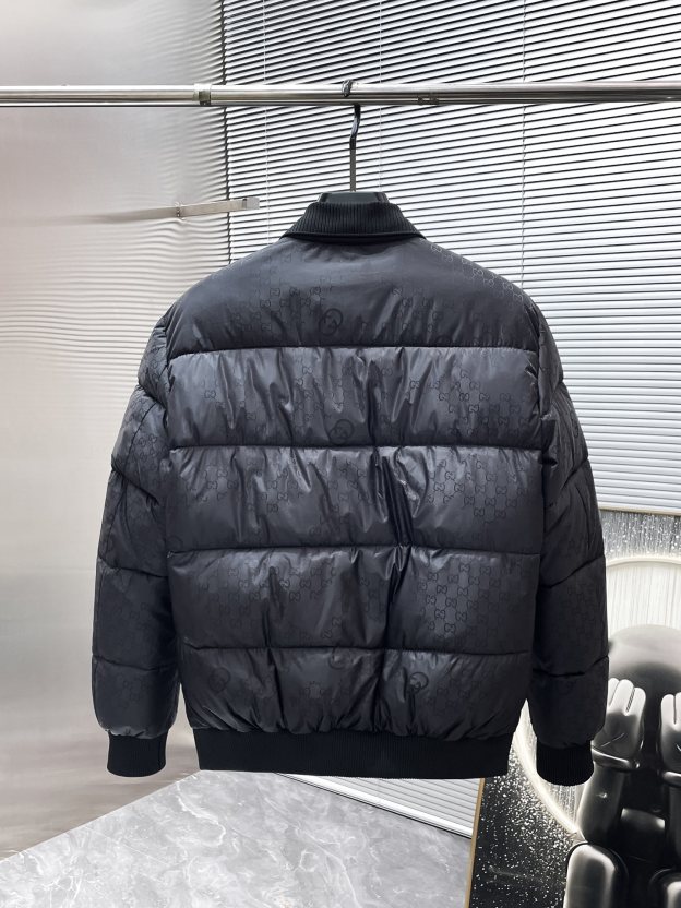 グッチ「Gucci」冬の新作 ラペル付きコットンジャケット