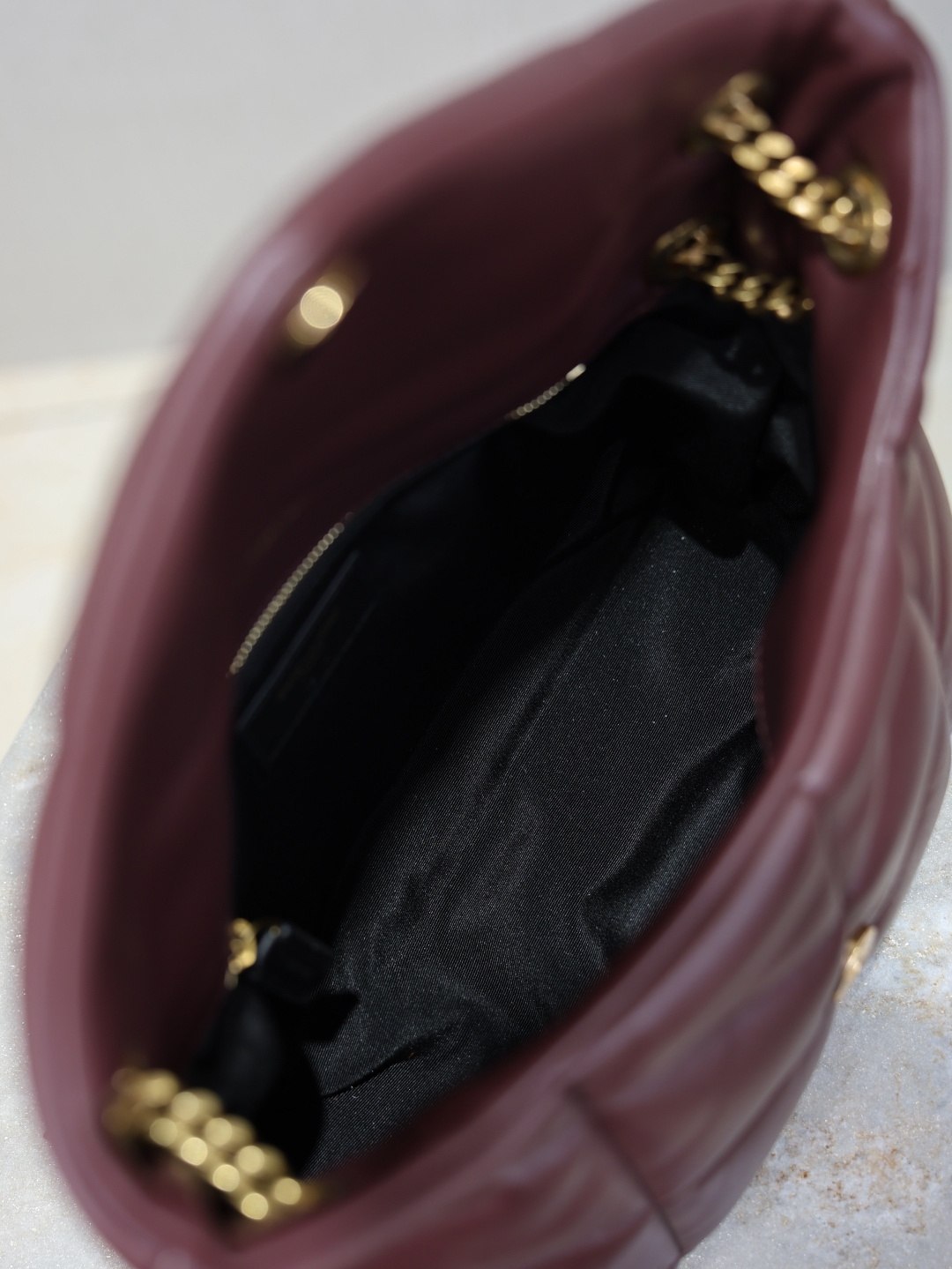 2026サンローラン「SAINT LAURENT ロウロウ パフ チェーンショルダーバッグ