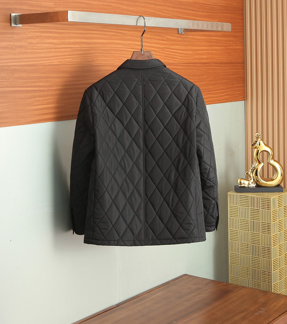 プラダ「Prada」秋の綿入りジャケット