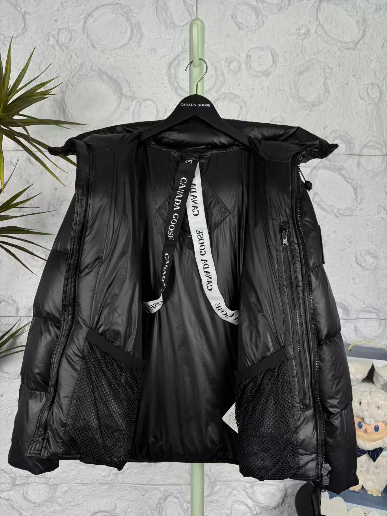 カナダグース「Canada Goose」秋冬フード付きダウンジャケット