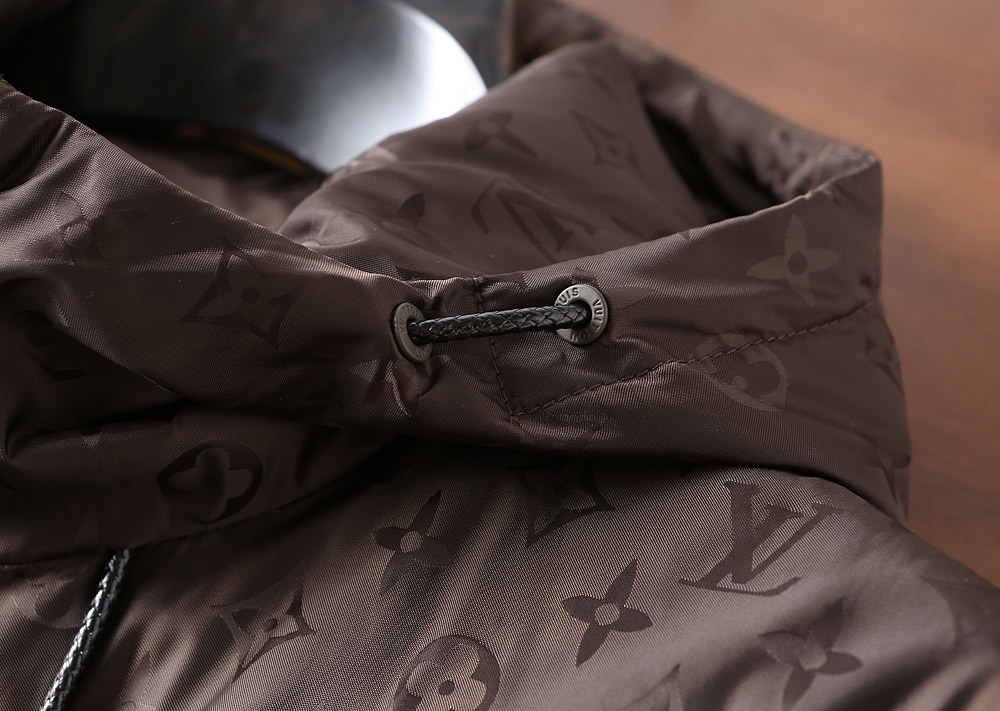 ルイ・ヴィトン「Louis Vuitton」秋冬コレクション クイルテッド ジャケット