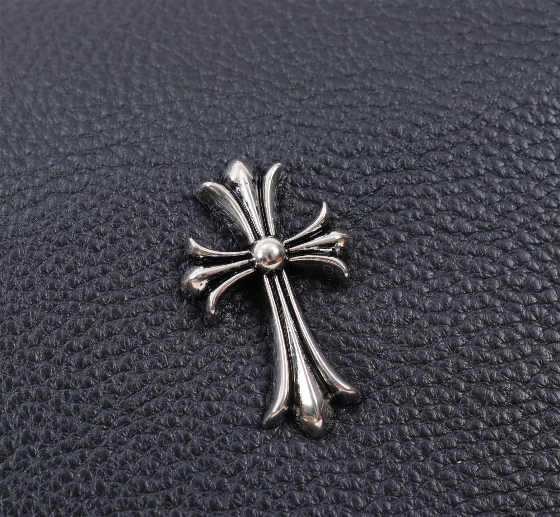 クロムハーツ「Chrome Hearts」十字架のリュックサック