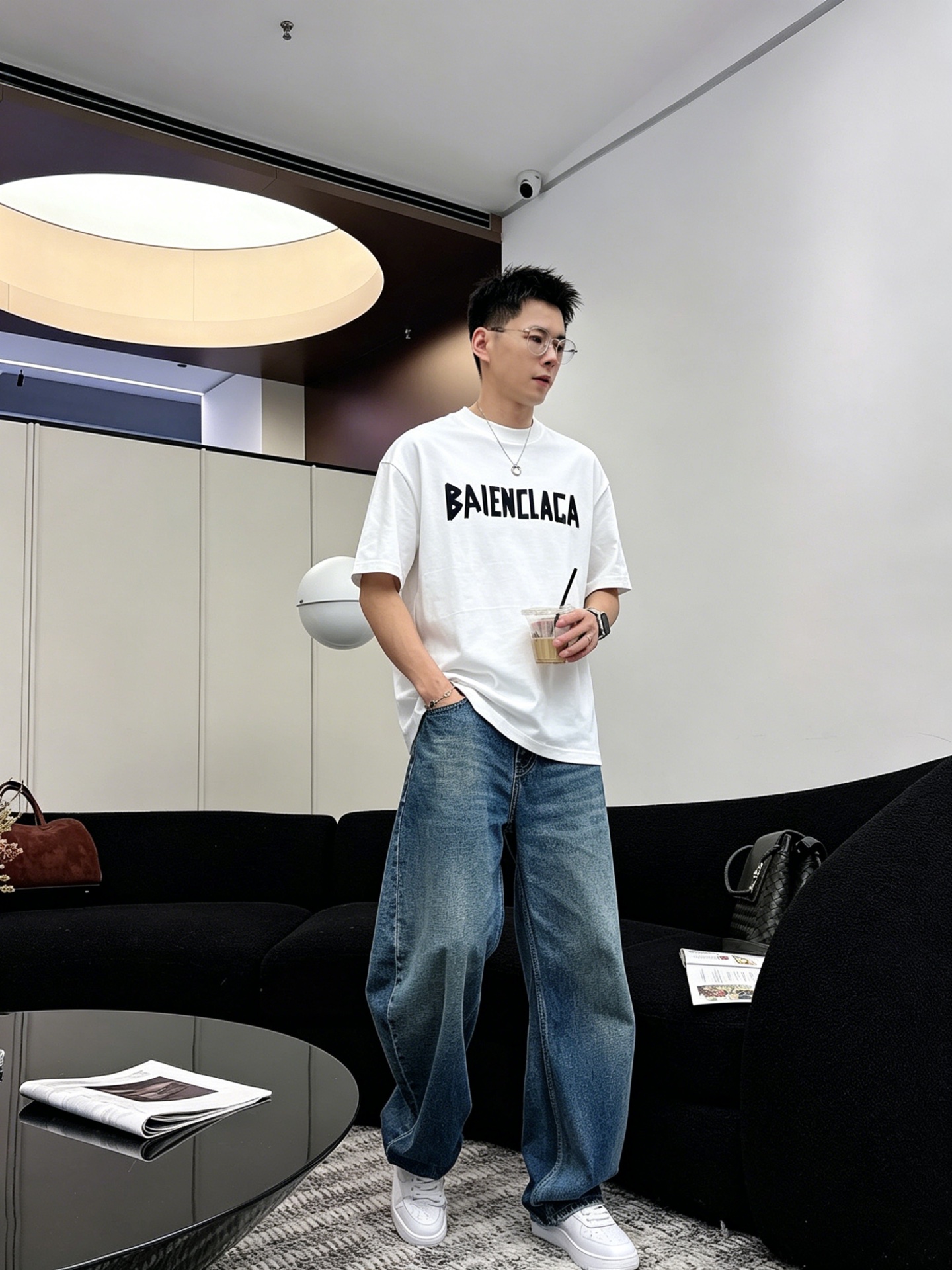 バレンシアガ「Balenciaga」ロゴプリントTシャツ / ショートスリーブ クルーネック