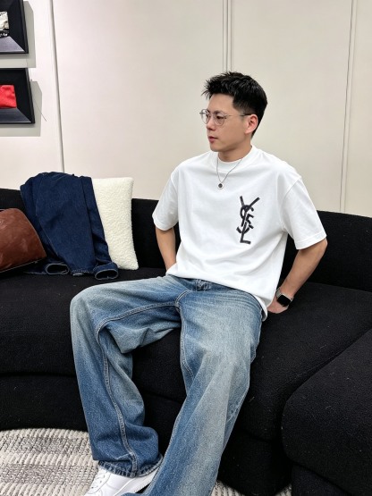 サンローラン「Saint Laurent」ロゴプリントTシャツ / ショートスリーブ クルーネック