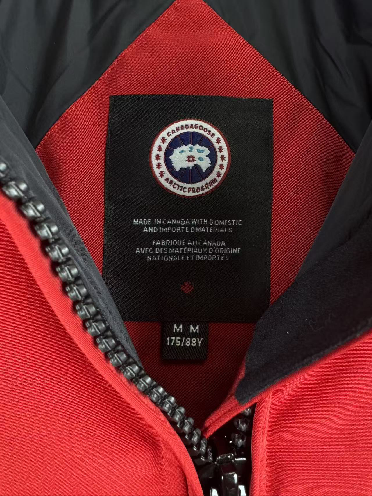 カナダグース「Canada Goose」秋冬フード付きダウンコート