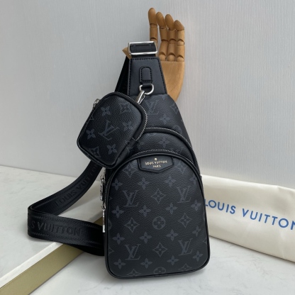 ルイ・ヴィトン「Louis Vuitton」ルイ・ヴィトン メンズ チェストバッグ / クロスボディバッグ 