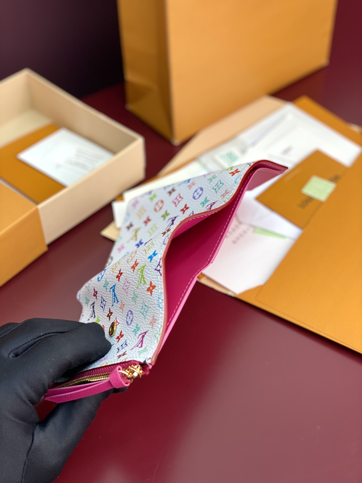 ルイ・ヴィトン「Louis Vuitton」LV × TM ポルトフォイユ･ヴィクトリーヌ