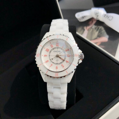 シャネル「Chanel」J12 キャリバー 33MM
