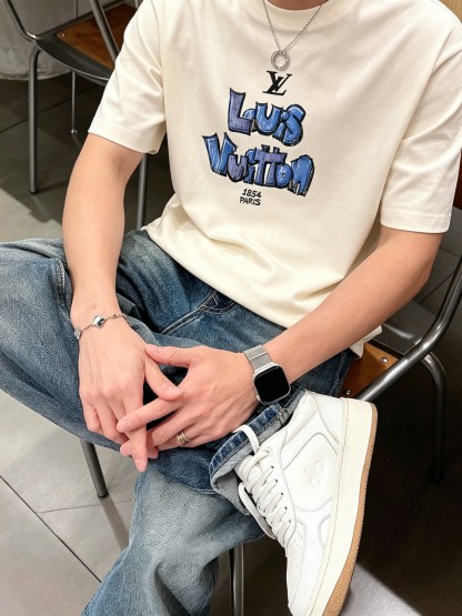 ルイ・ヴィトン「Louis Vuitton」ロゴプリントTシャツ / ショートスリーブ クルーネック