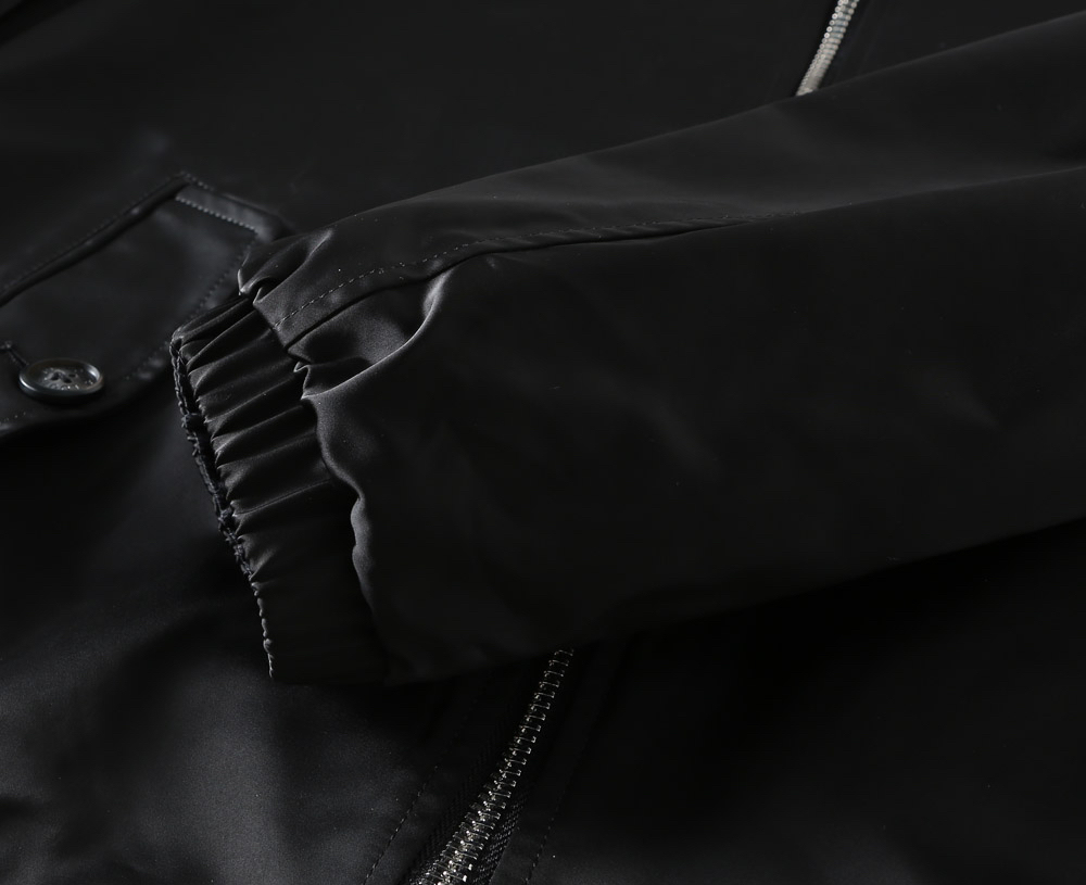 ルイ・ヴィトン「Louis Vuitton」秋冬コレクション クイルテッド ジャケット