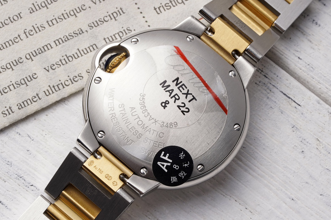 カルティエ［Cartier］バロン ブルー ドゥ 自動巻き腕時計 33mm