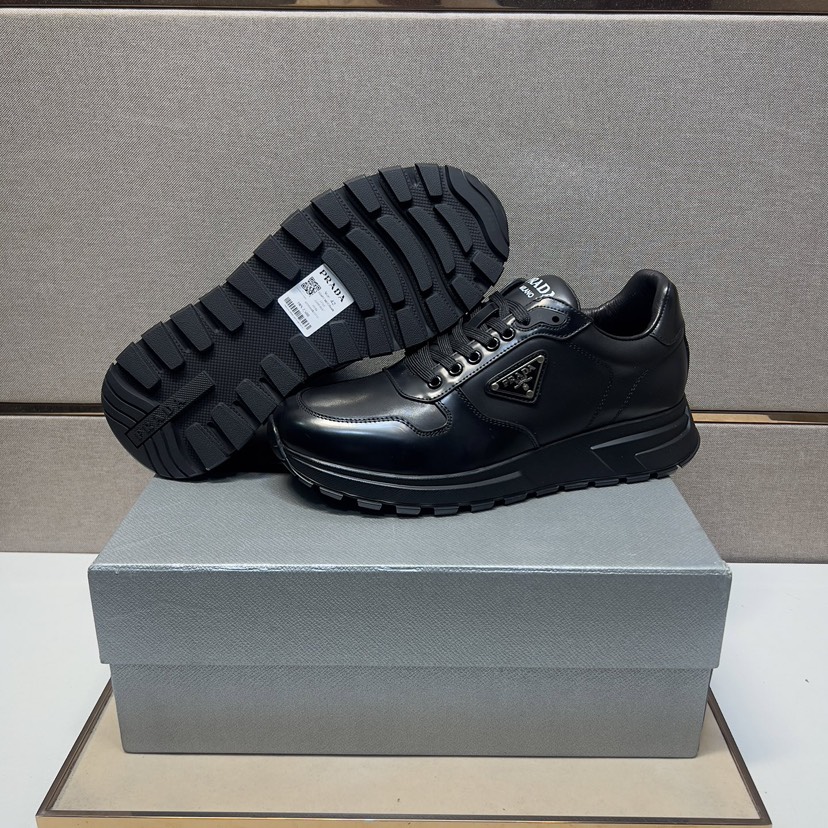 プラダ「Prada」プラダ プレミアムスニーカー (2026年春夏モデル) / レザースニーカー