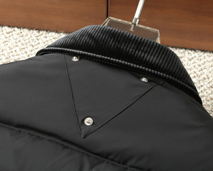 プラダ「Prada」秋冬ダウンジャケット