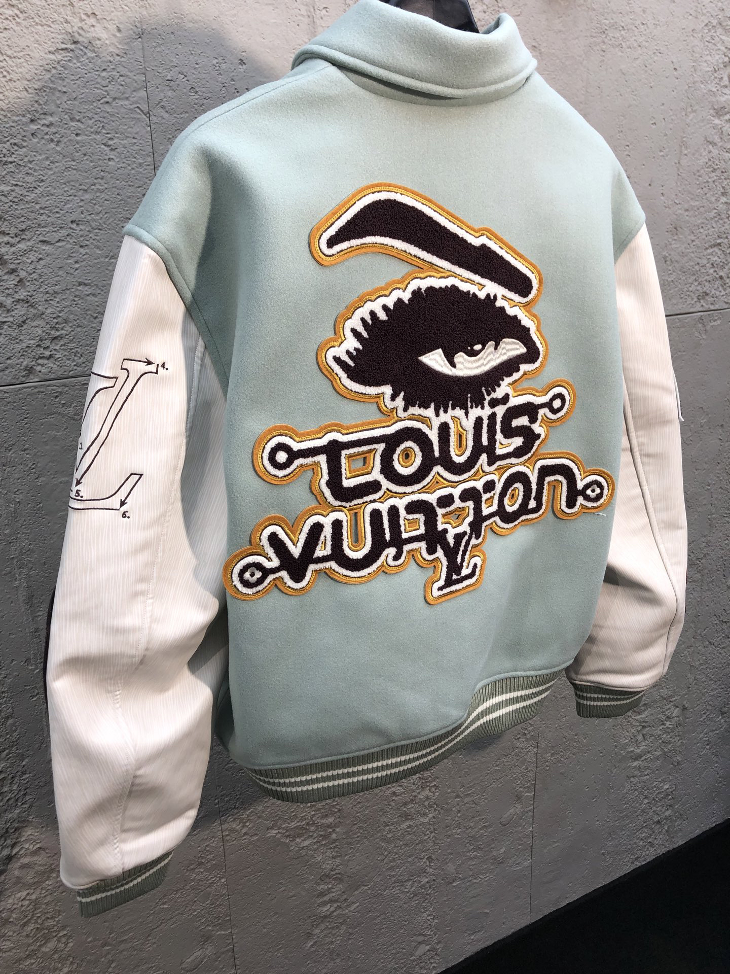 ルイ・ヴィトン「Louis Vuitton」モダンベースボールジャケット