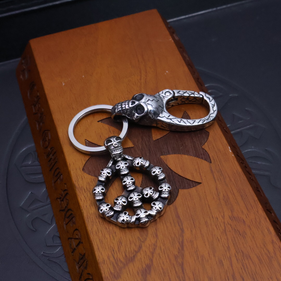 クロムハーツ「Chrome Hearts」キーホルダー＆バッグチャーム - スタイルアイコン