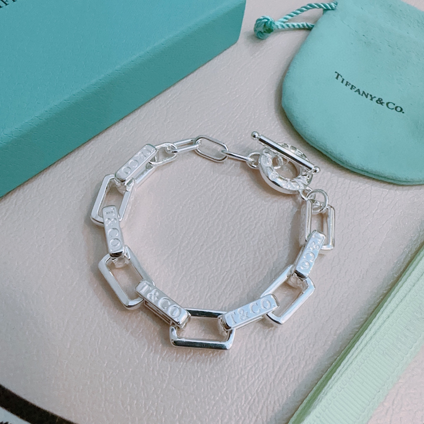 ティファニー「Tiffany & Co.」ポリッシュドシルバーリンク ブレスレット