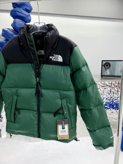 カナダグース「Canada Goose」秋冬ダウンジャケット
