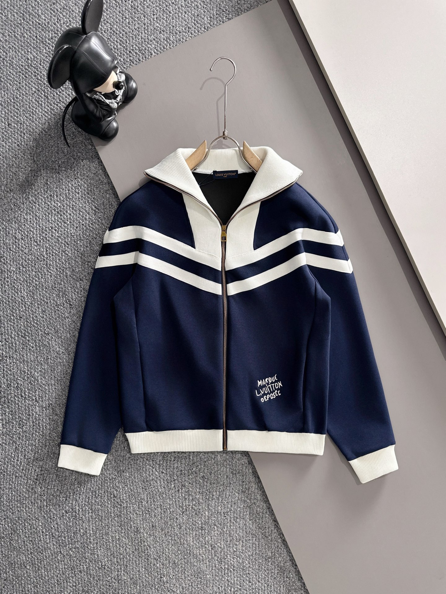 ルイ・ヴィトン「Louis Vuitton」秋冬 メンズ  カジュアルスポーツセット
