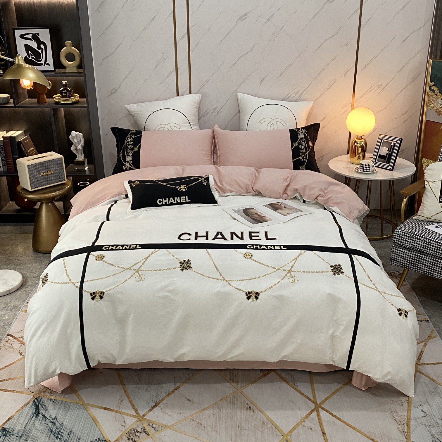 シャネル「Chanel」プレミアムコットン ゴールド＆シルバー刺繍 4点セット