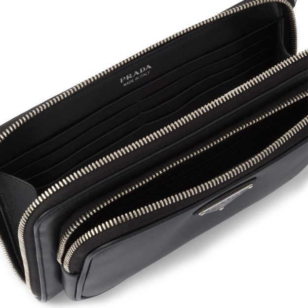 プラダ「PRADA」レザー ベルトバッグ