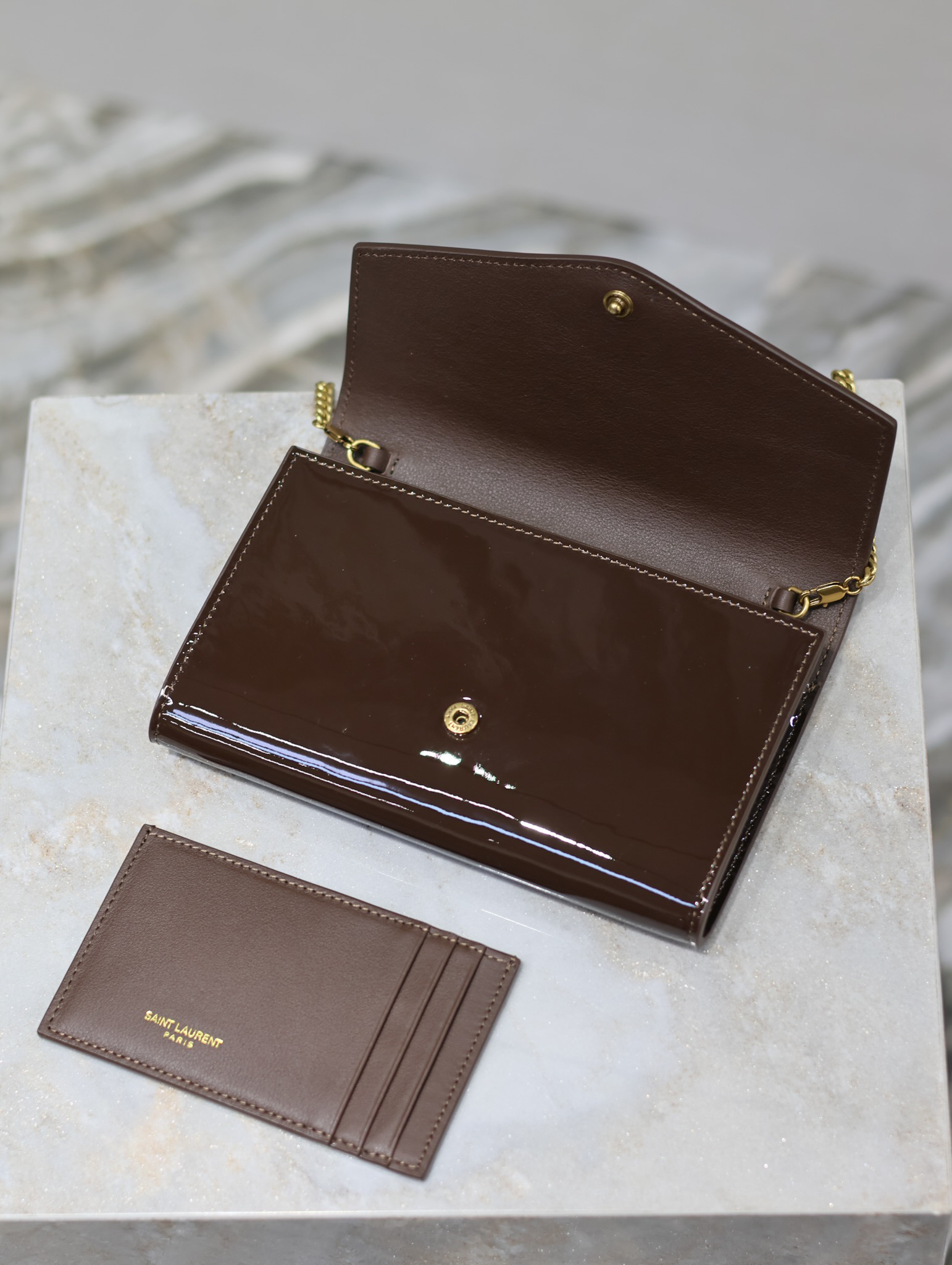 2026サンローラン「SAINT LAURENT UPTOWN チェーンウォレット