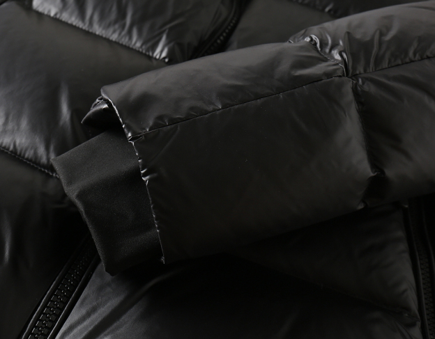 バーバリー「Burberry」秋冬 クイルティッドダウンジャケット