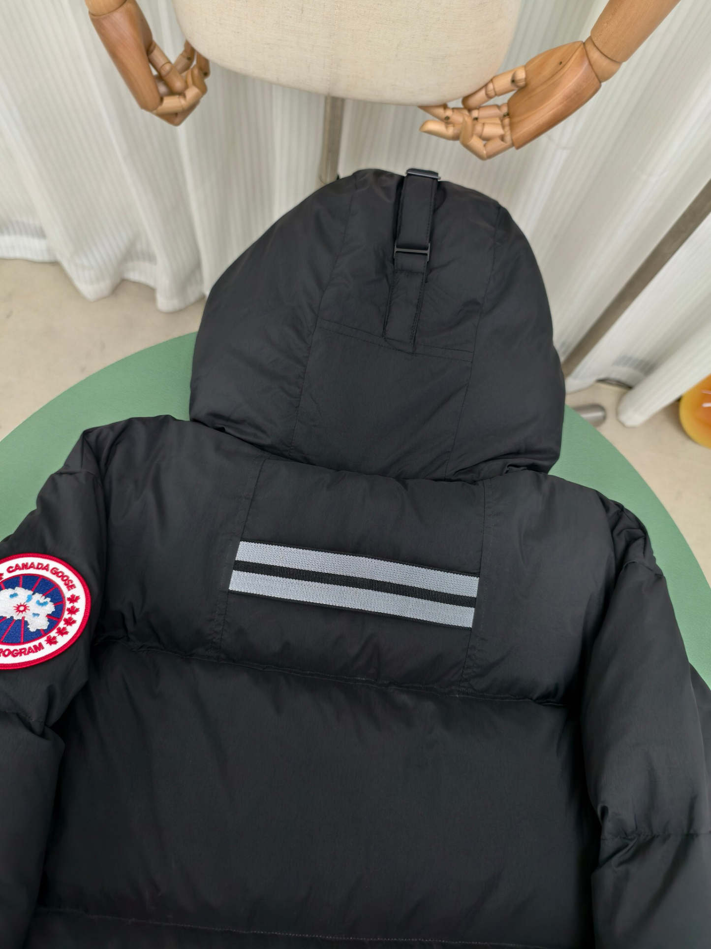 カナダグース「Canada Goose」秋冬フード付きダウンジャケット