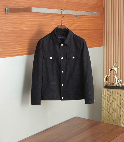 ルイ・ヴィトン「Louis Vuitton」秋冬コレクション クイルテッド ジャケット