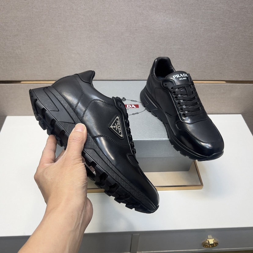 プラダ「Prada」プラダ プレミアムスニーカー (2026年春夏モデル) / レザースニーカー