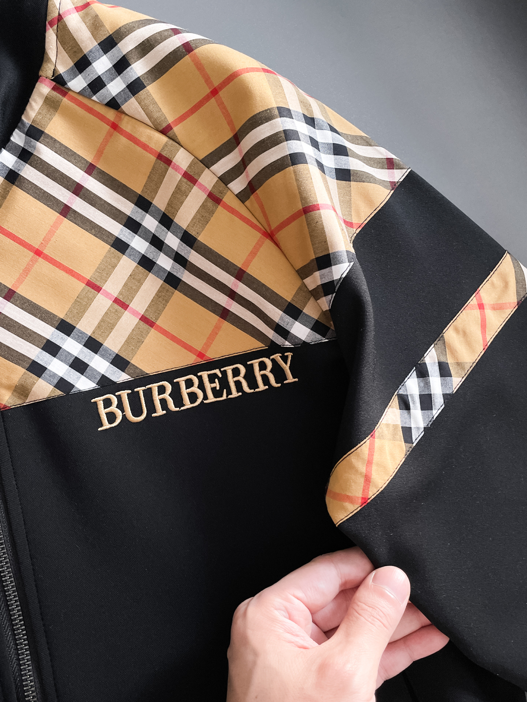 バーバリー「Burberry」秋冬 メンズ  カジュアルスポーツセット