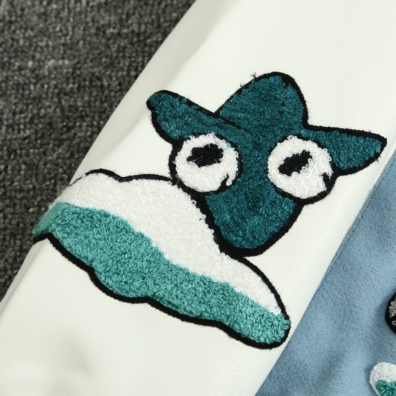 ルイ・ヴィトン「Louis Vuitton」モダンベースボールジャケット