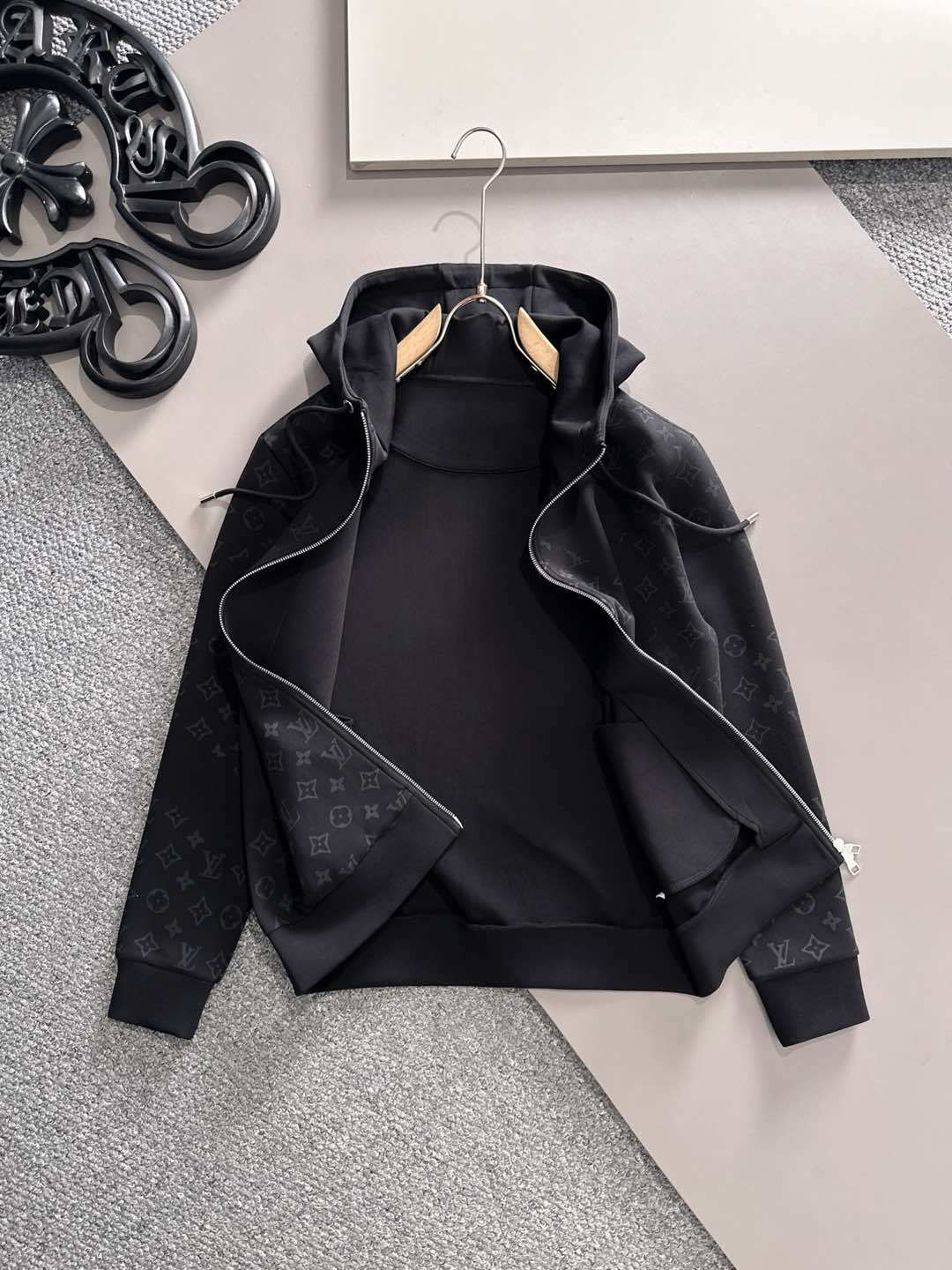 ルイ・ヴィトン「Louis Vuitton」秋コレクション ジャケット