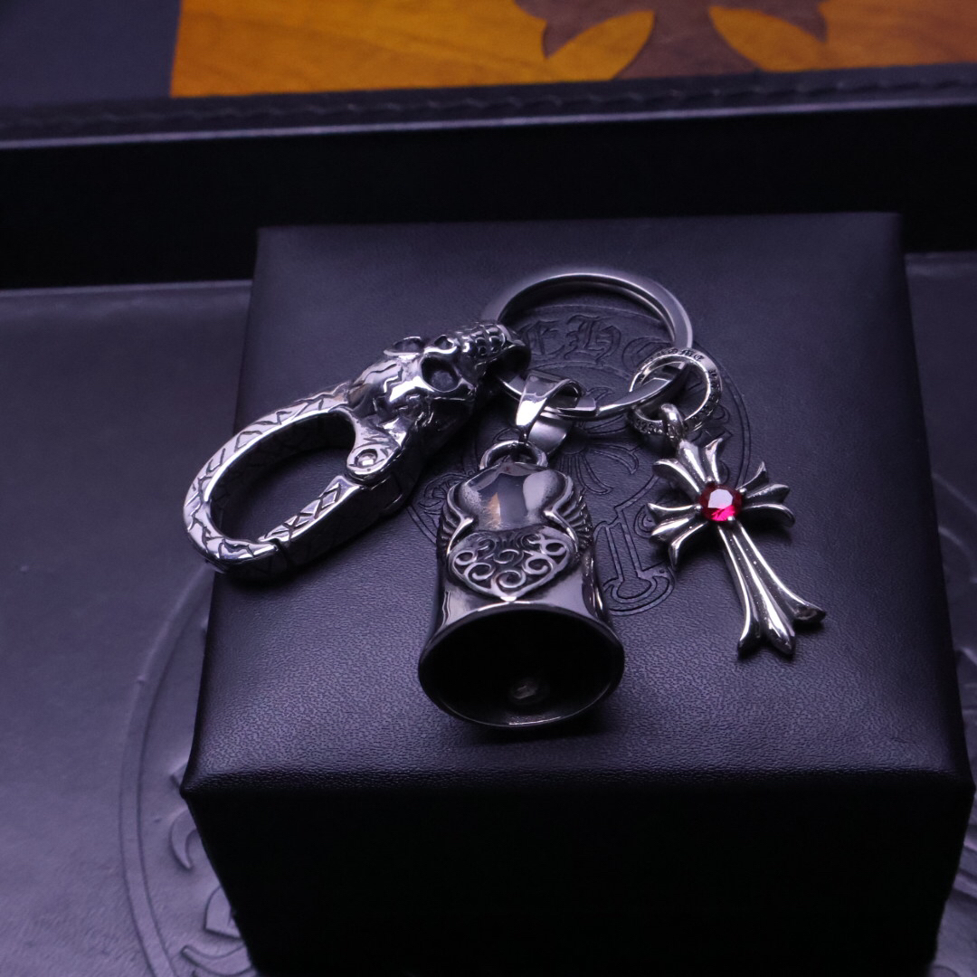 クロムハーツ「Chrome Hearts」キーホルダー＆バッグチャーム - トレンドシンボル