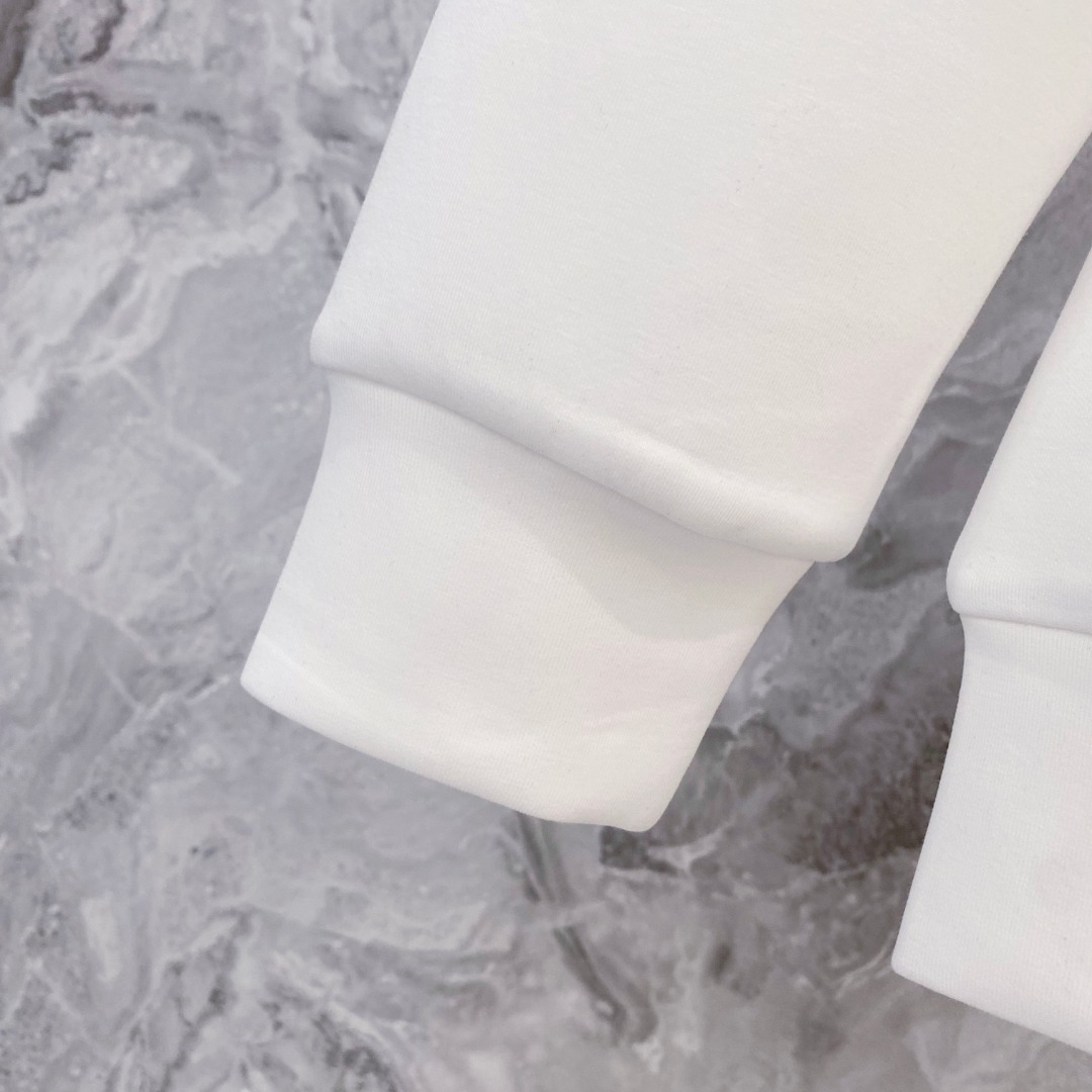 ルイ・ヴィトン「Louis Vuitton」スウェットシャツ