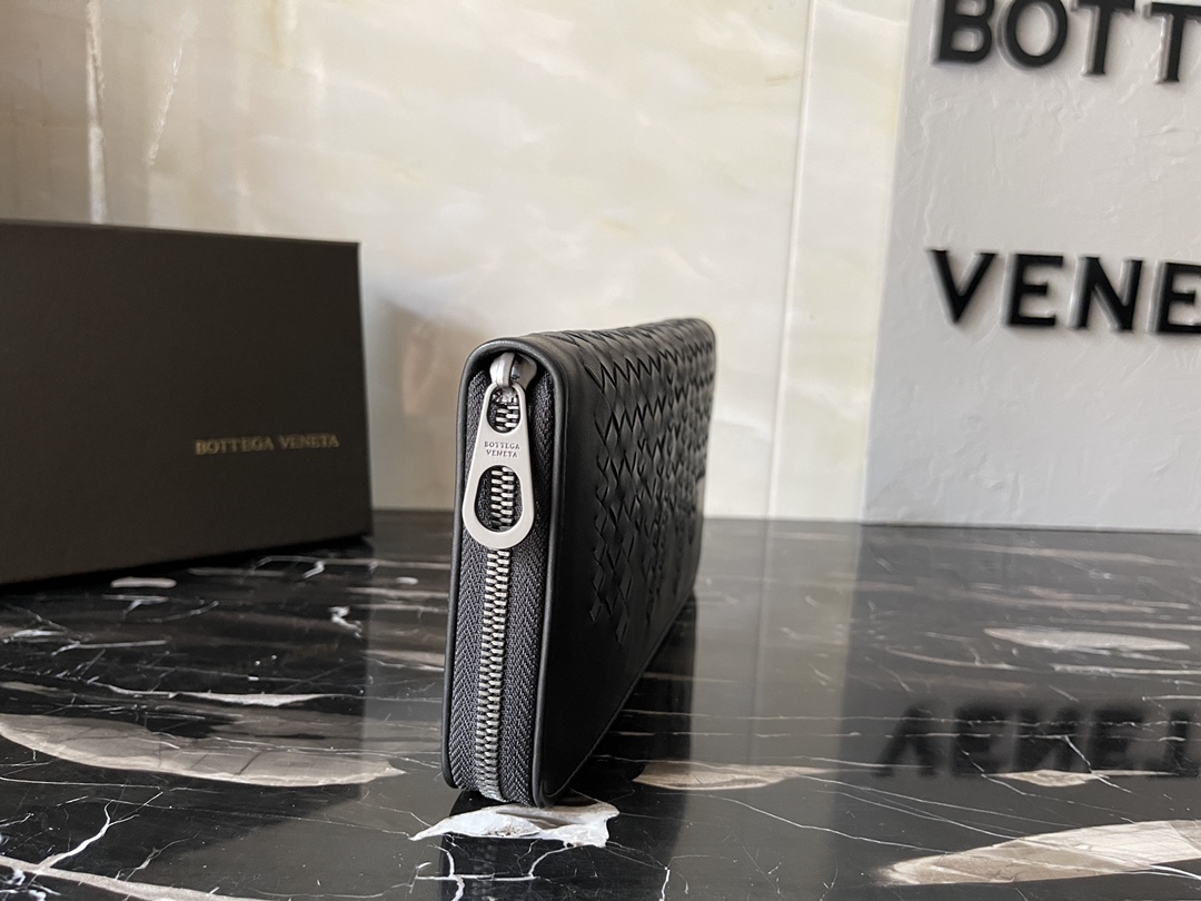 ボッテガ・ヴェネタ「Bottega Veneta」メンズ ザッパー ロング ウォレット