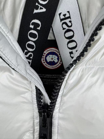 カナダグース「Canada Goose」秋冬フード付きダウンジャケット