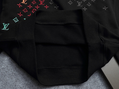 ルイ・ヴィトン「Louis Vuitton」スウェット(ユニセックス)