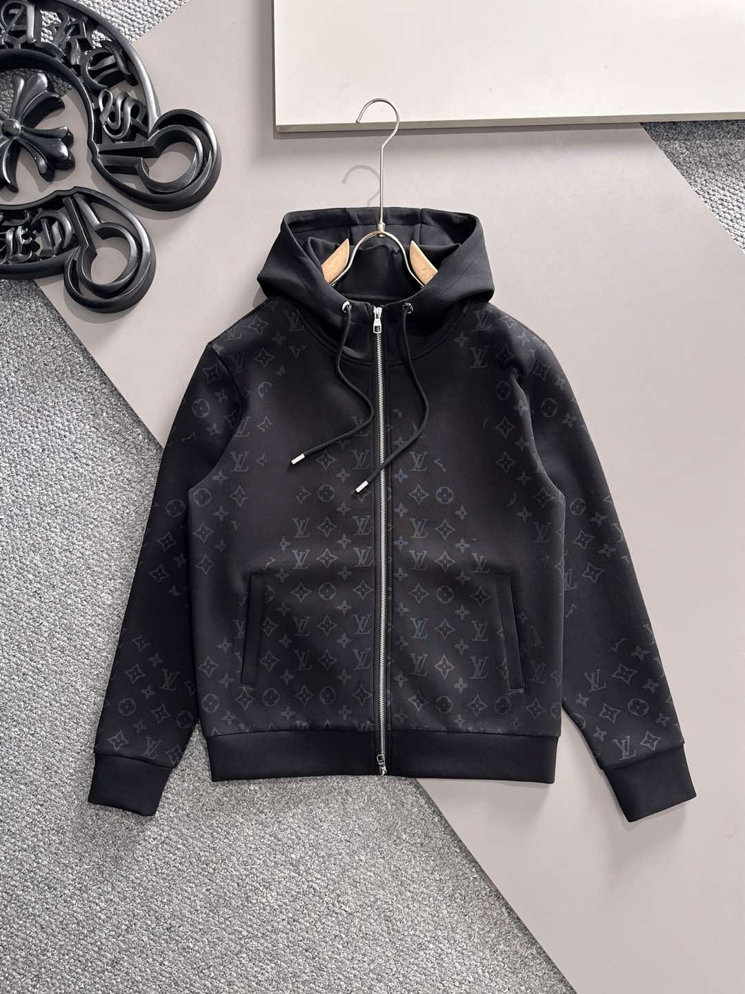 ルイ・ヴィトン「Louis Vuitton」秋コレクション ジャケット