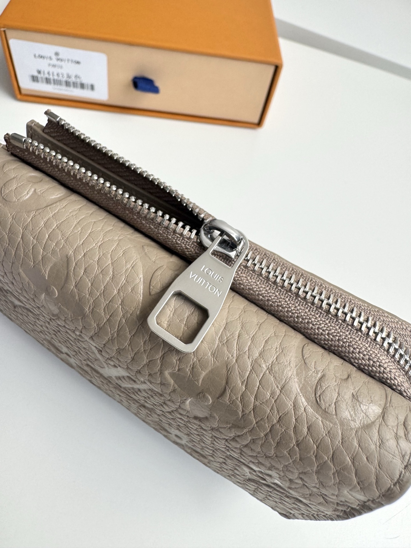 ルイ・ヴィトン「Louis Vuitton」ポルトフォイユ･パイロット