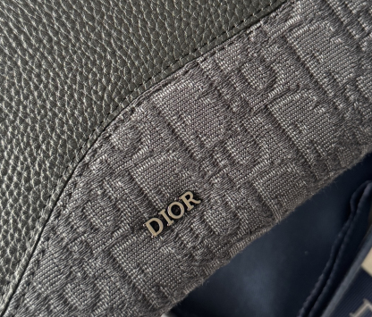 ディオール「Dior」ジップアラウンド ロングウォレット