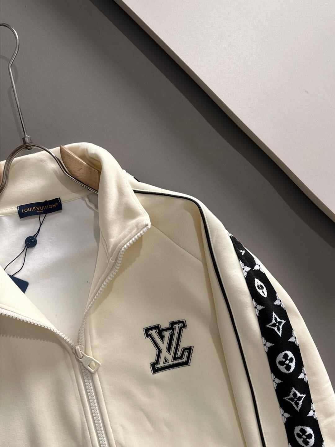 ルイ・ヴィトン「Louis Vuitton」秋冬 メンズ  カジュアルスポーツセット