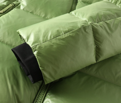 バーバリー「Burberry」秋冬 クイルティッドダウンジャケット