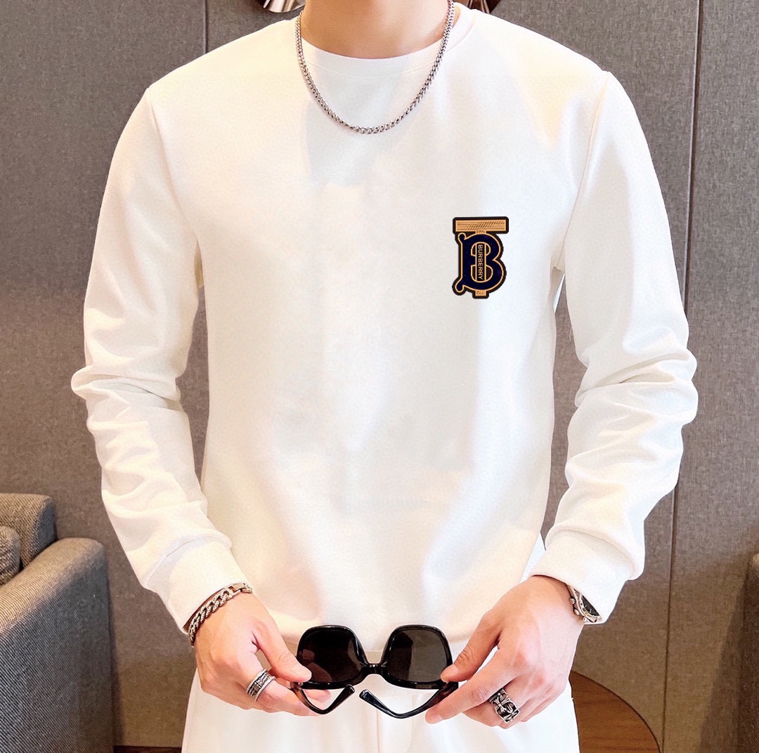 バーバリー「Burberry」2025年新作 スウェットセット - 上品な日常へ