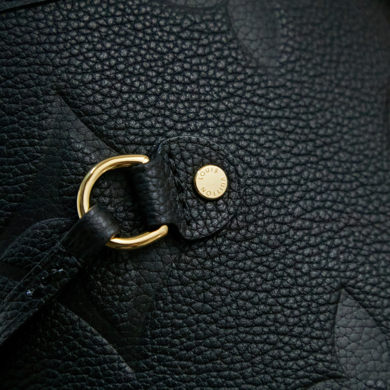 ルイ・ヴィトン「Louis Vuitton」ネヴァーフル MM